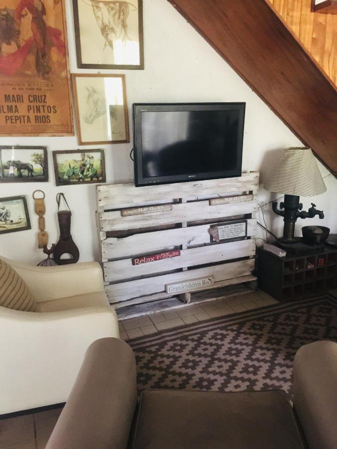Casa De Huespedes El Trebol De Ezeiza Pensionat La Union Eksteriør billede