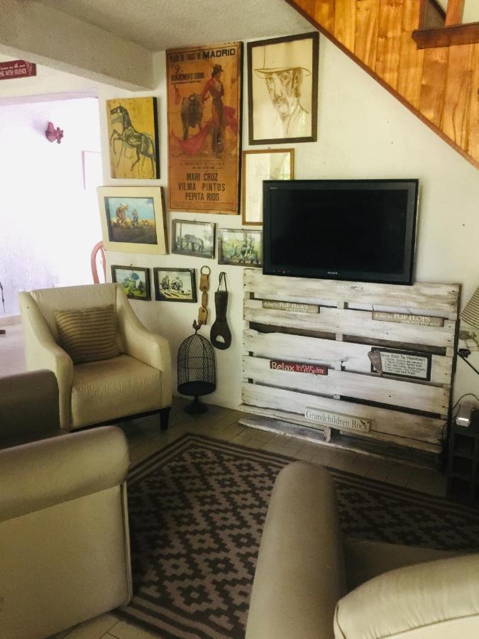 Casa De Huespedes El Trebol De Ezeiza Pensionat La Union Eksteriør billede